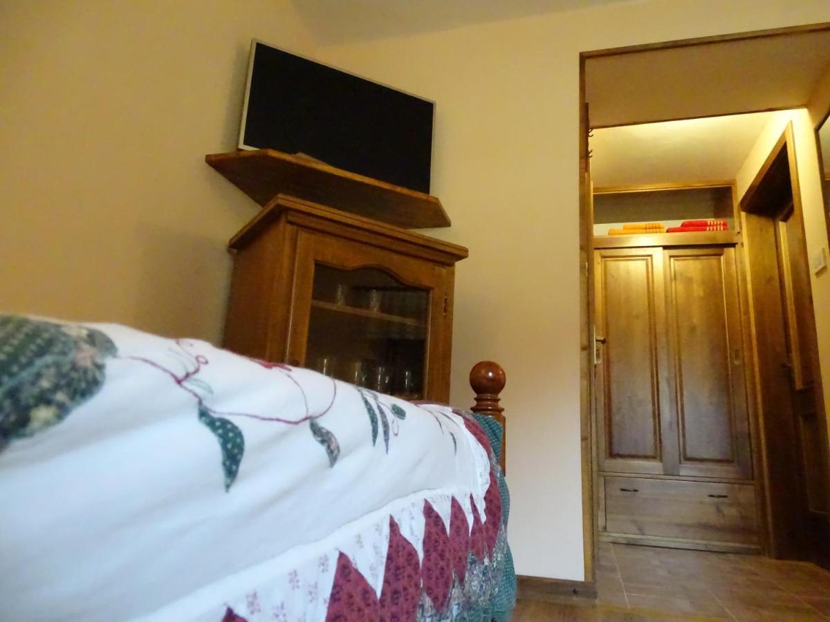 Apartmaji Pr-Gujlu Sela Nad Podmelcem 5220 Tolmin Podmelec Exteriér fotografie