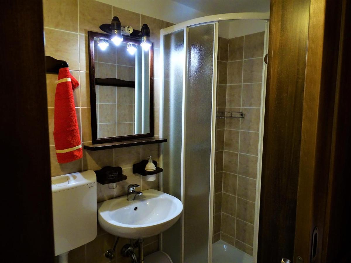 Apartmaji Pr-Gujlu Sela Nad Podmelcem 5220 Tolmin Podmelec Exteriér fotografie